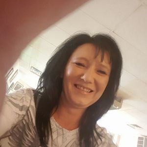 Meet your Posher, Dena